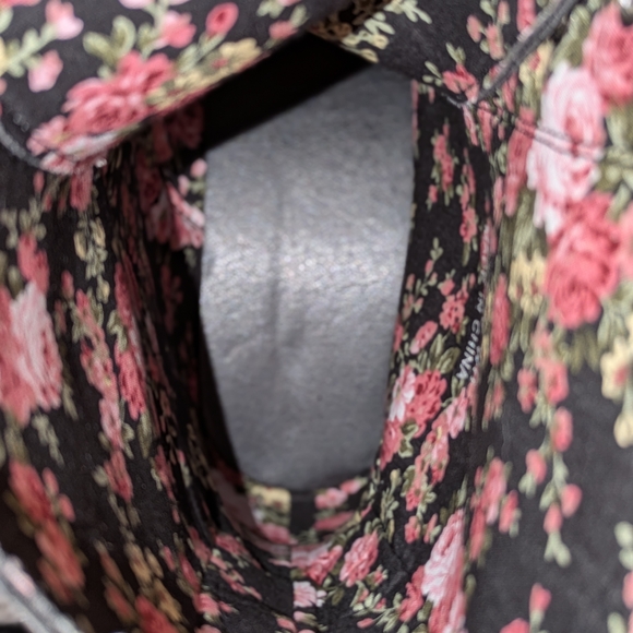 Hot Topic Black floral lined combat boots women's 11 - Picture 5 of 9